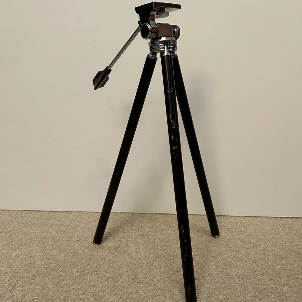 Vintage Travel Tripod and Leather Case SUPER FAST SHIPPING